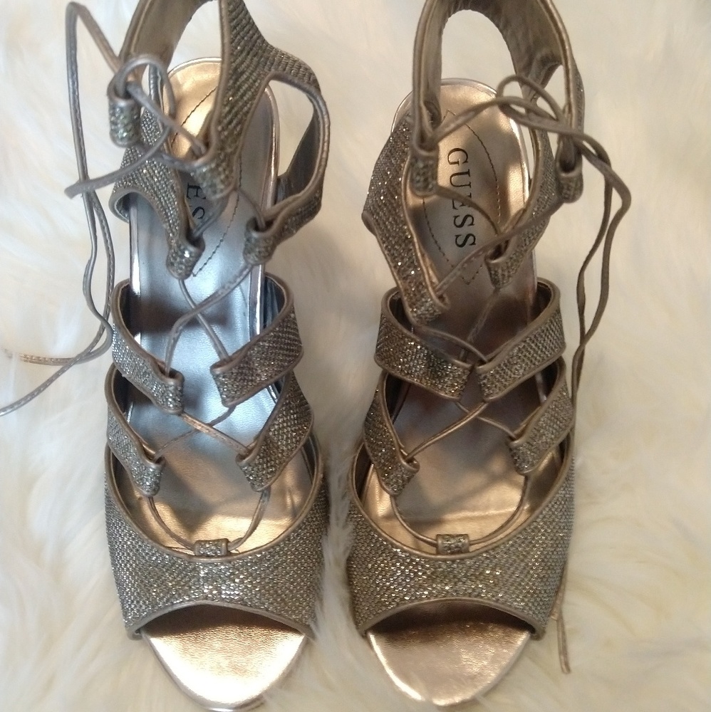 Guess stilletos